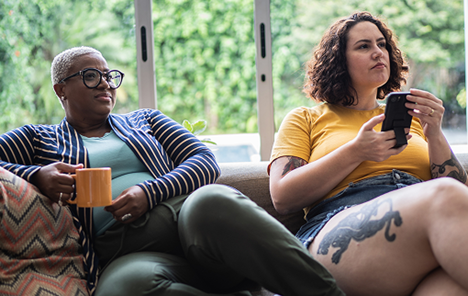 A doctor in a medical consultation with a male patient 