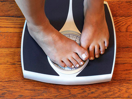Le conseguenze di una dieta: peso alto, autostima bassa 